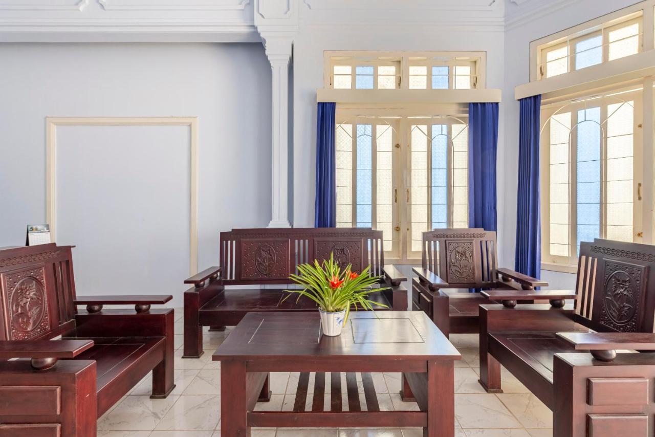 Reddoorz Syariah @ Bondowoso City Center Экстерьер фото